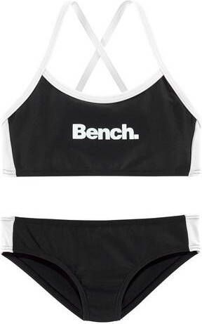 Bench. Bustierbikini met gekruiste bandjes