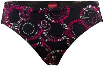 Triumph 4 your Curves Tai 11