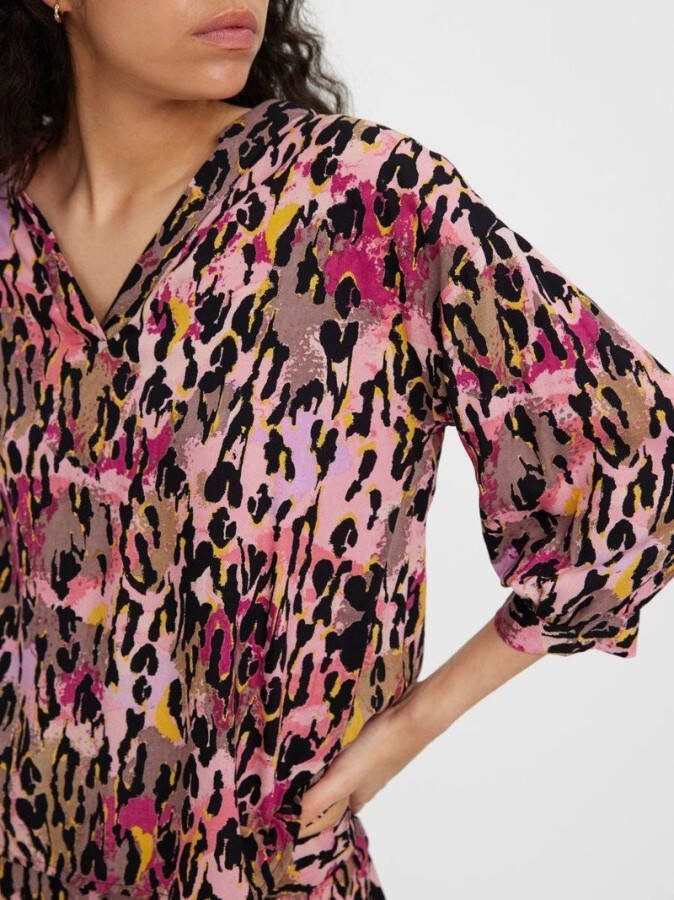 Vero Moda Vmjawi 3/4 v neck top wvn btq